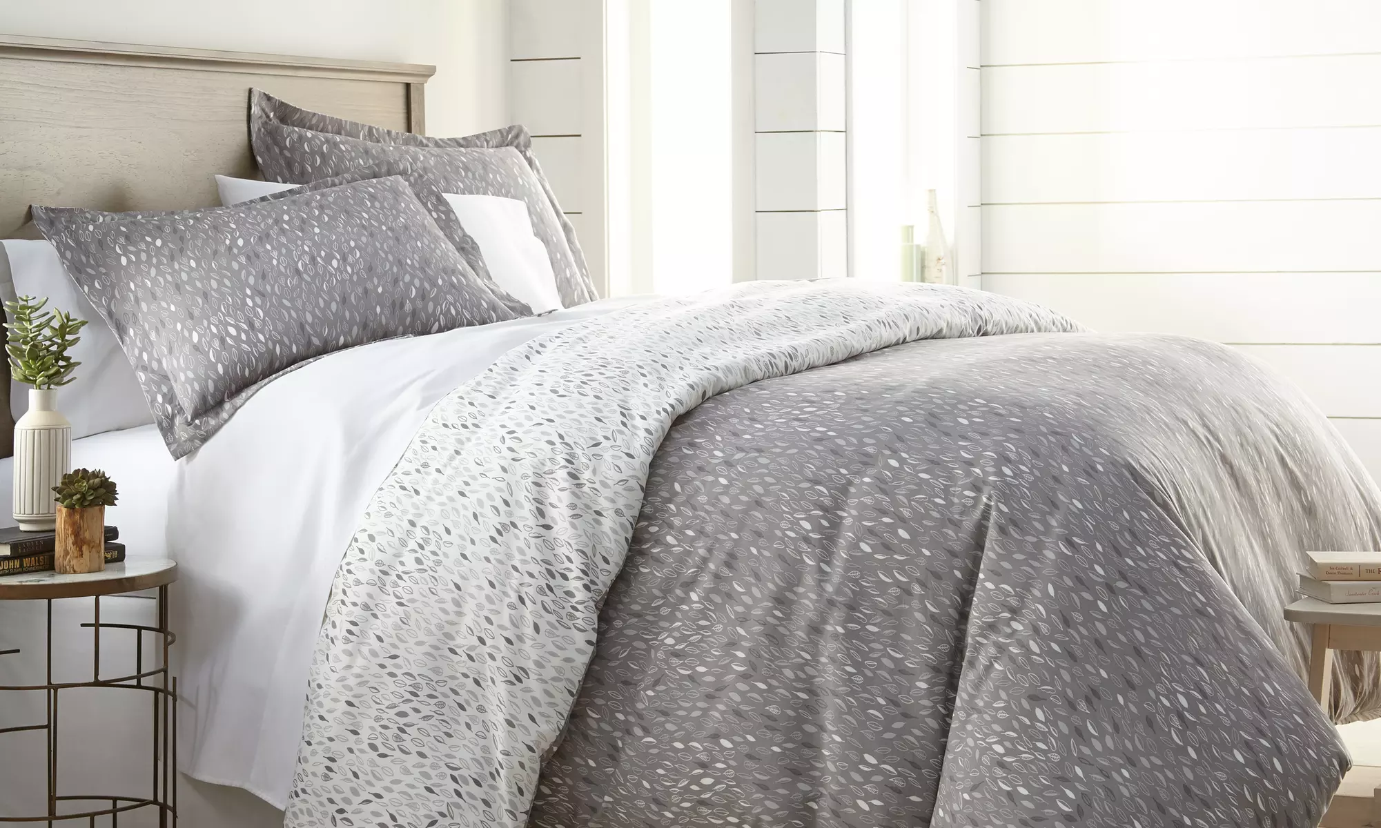 Premium Collection Modern Printed Duvet Cover Sets - Primary Image