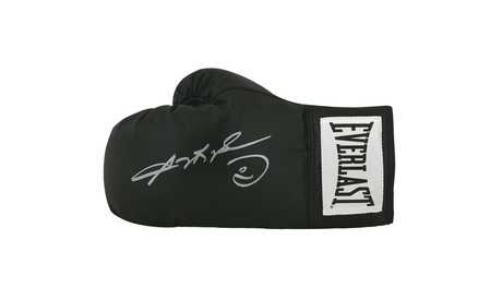 Sugar Ray Leonard Signed Everlast Black Boxing Glove - (Schwartz COA)