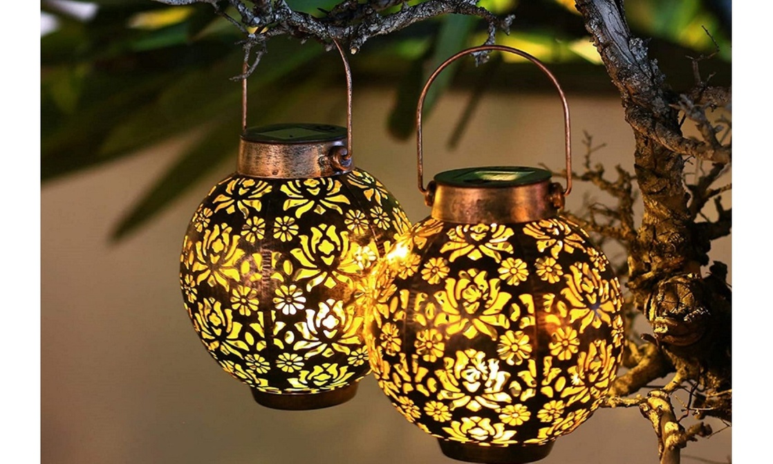 Solar Outdoor Lights Garden Lantern Retro Metal Outdoor Hanging Decorative Lamp