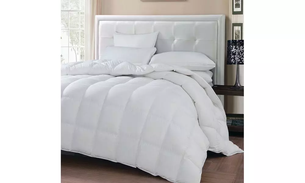 Oslo Medium Warmth White Goose Down and Feather Comforter - Primary Image