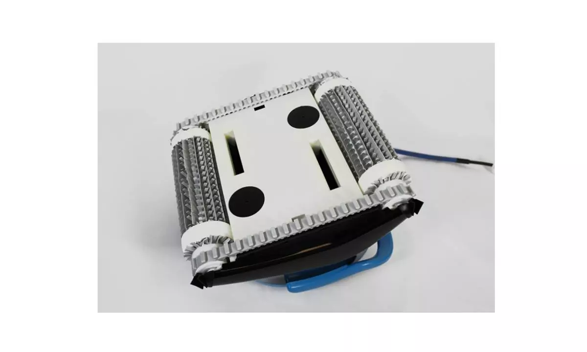 Swimming Pool Inground Robotic Pool Cleaner Dolphin Nautilus CC Plus - Second Medium