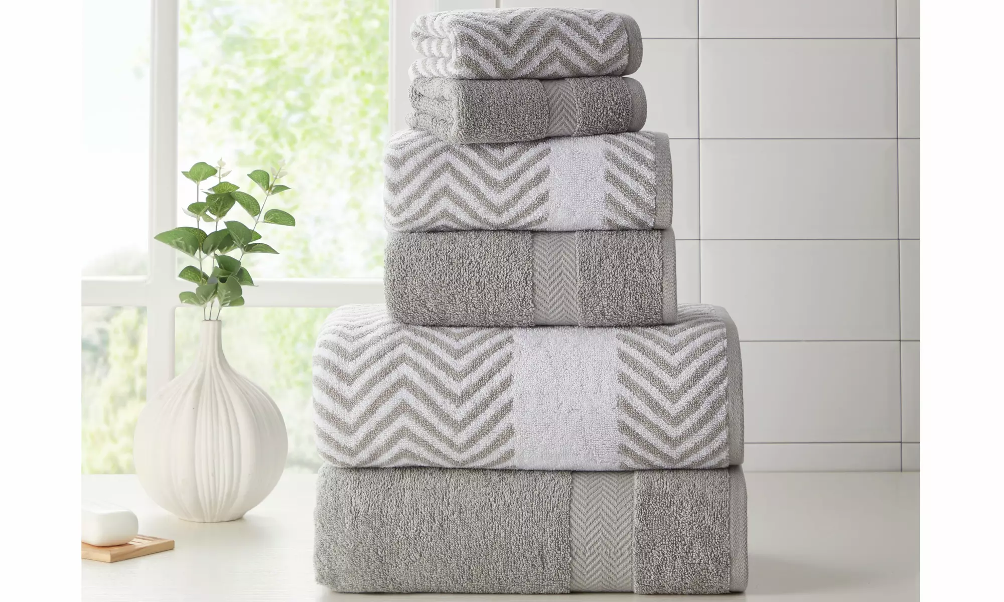 Kathy Ireland 6 Piece Chevron Jacquard Towel Set with LetsDry