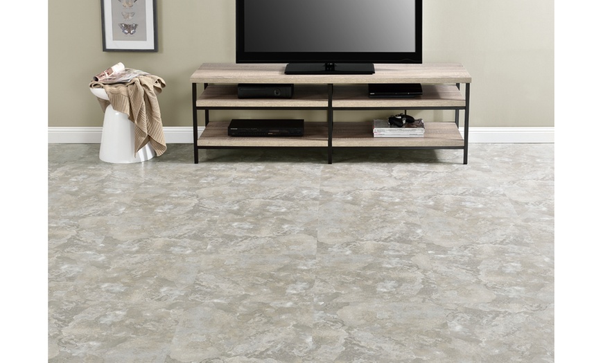 Majestic Light Gray Slate 18x18 Floor Tile - 10 Tiles/22.5 sq Ft | Groupon