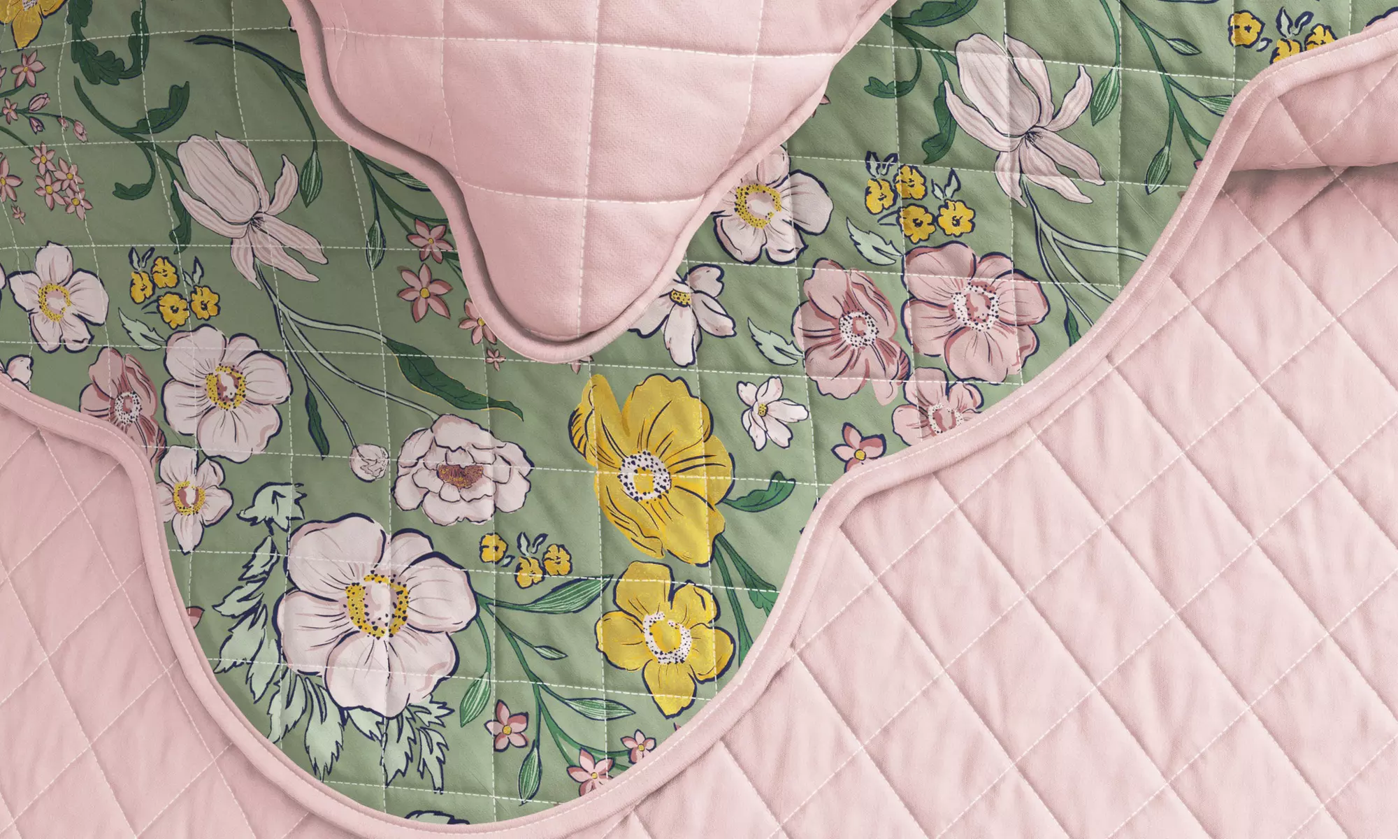 Floral Printed Scalloped Cotton Quilt Set
