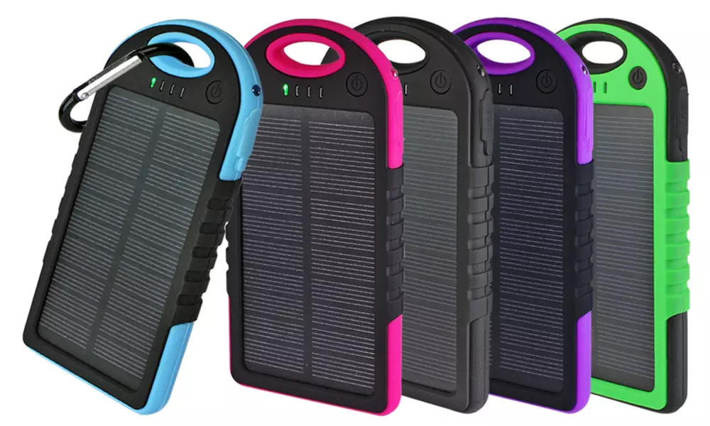 10,000mAh Water Resistant Clip-On Solar Power Bank - Primary Image