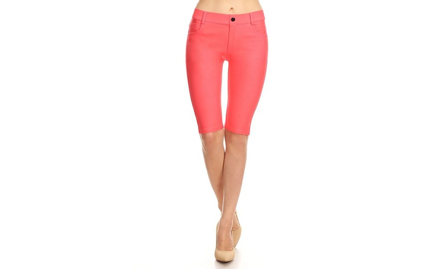 Image 13: Women's Stretchy 5 Pocket Classic Bermuda Shorts