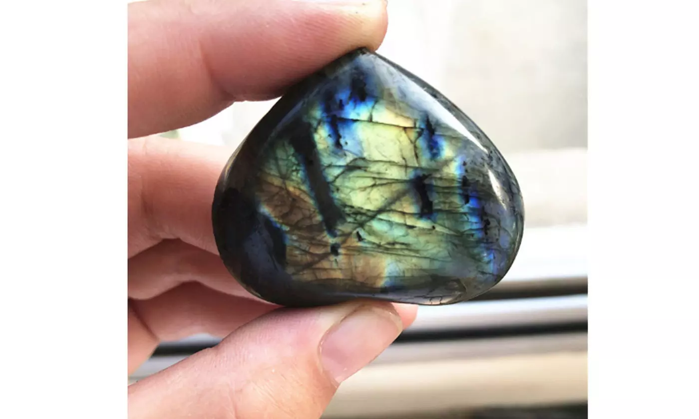 Natural Crystal Heart Moonstone Polished Labradorite Healing Energy Reiki Stone