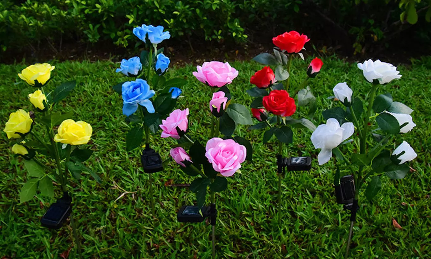 LED Solar 5 Rose Flowers Garden Stake Decor Lights 