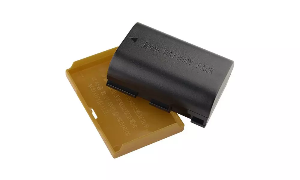 Insten Decoded Li-ion Battery For Canon LP-E6 - Second Medium