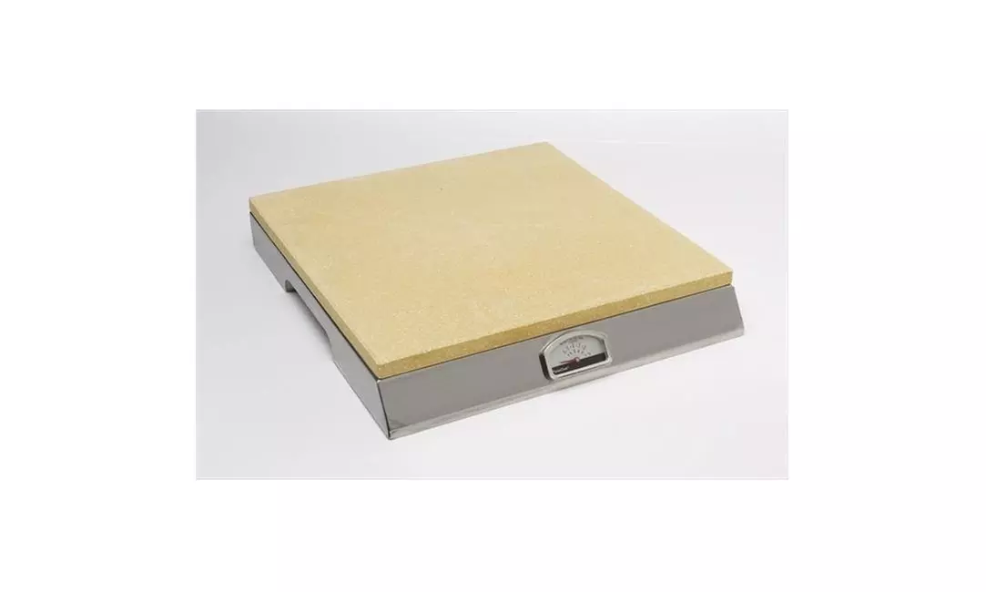 Bull Outdoor Products 24125 PizzaQue Pizza Stone Grill - Second Medium
