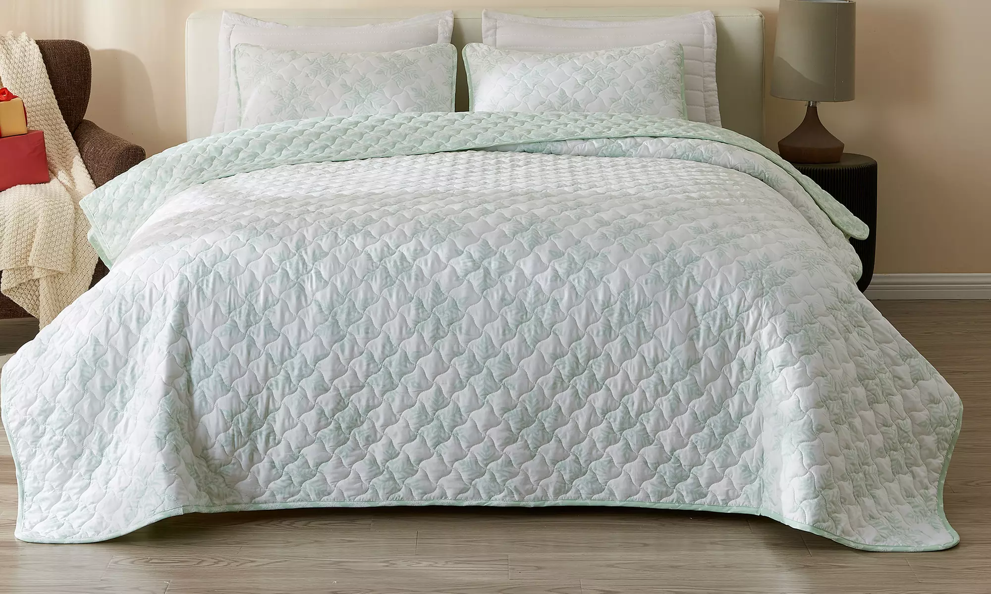 Reversible Winter Printed Quilt Set with Shams (2 or 3-Piece)