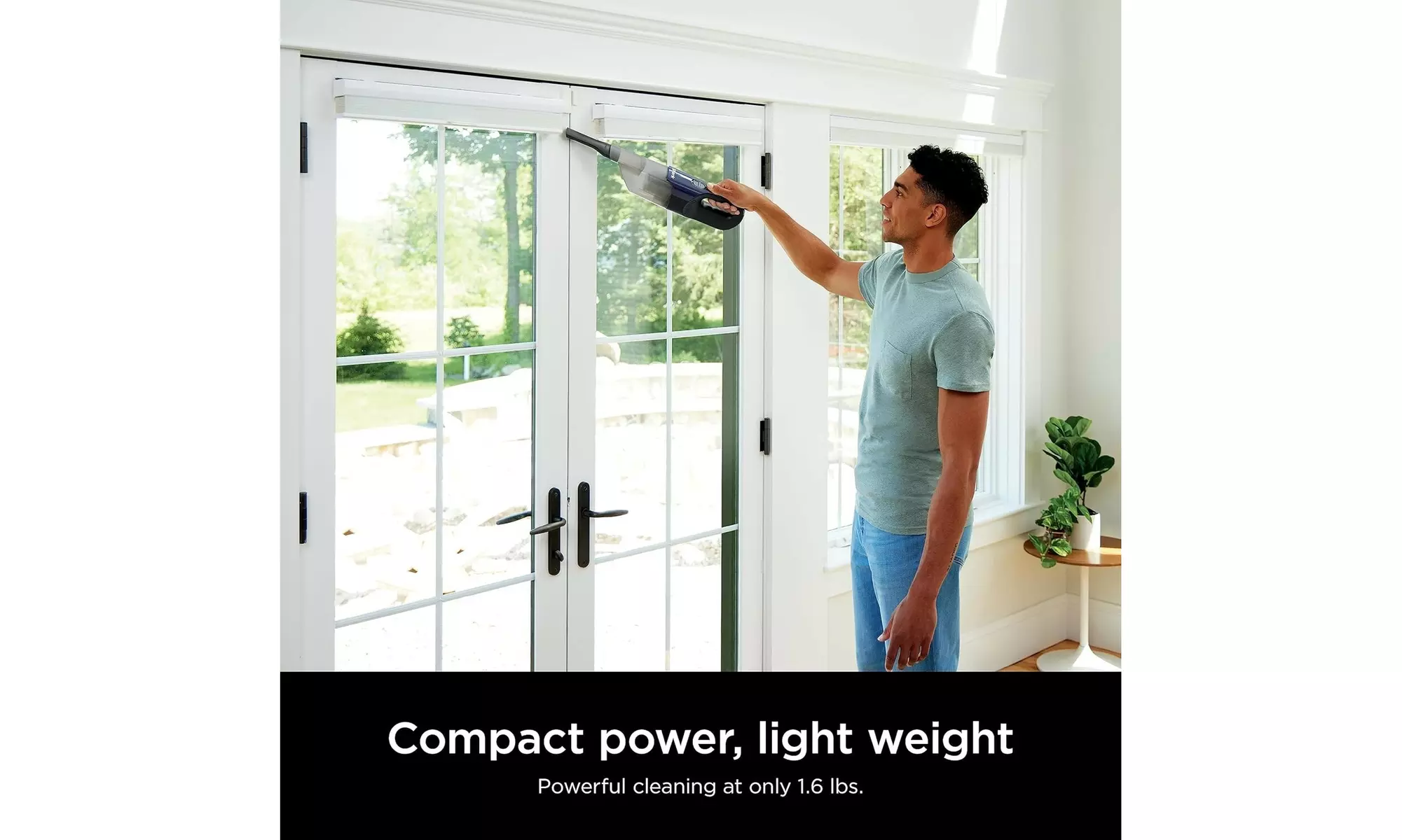 Refurbished Shark CH701 Cyclone PET Handheld Bagless Cordless Vacuum