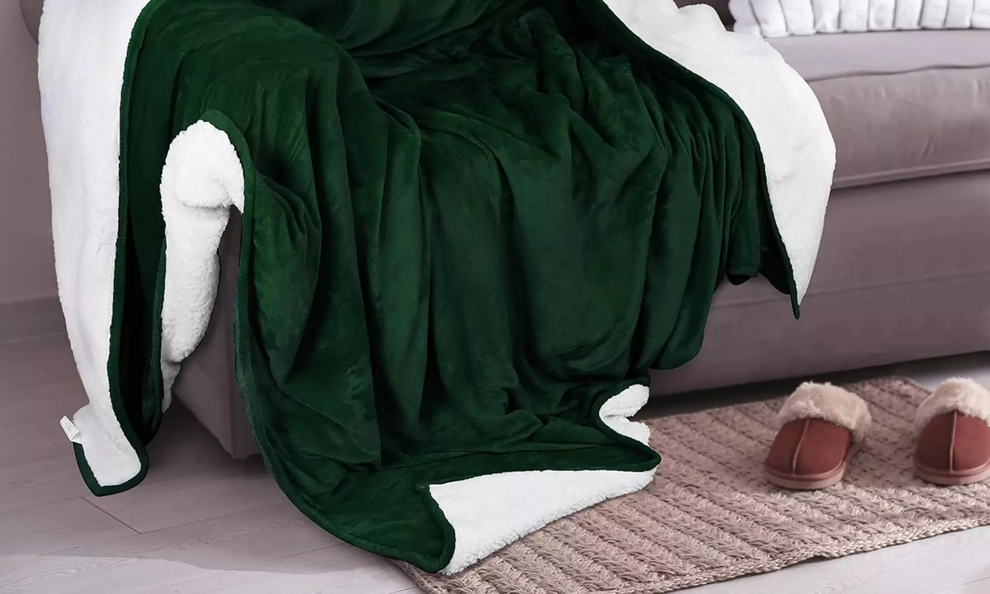 Ultra-Soft Velvet Plush Reversible Sherpa Blanket