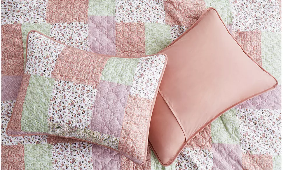 Peace Nest Soft Reversible Print Quilted Coverlet Set