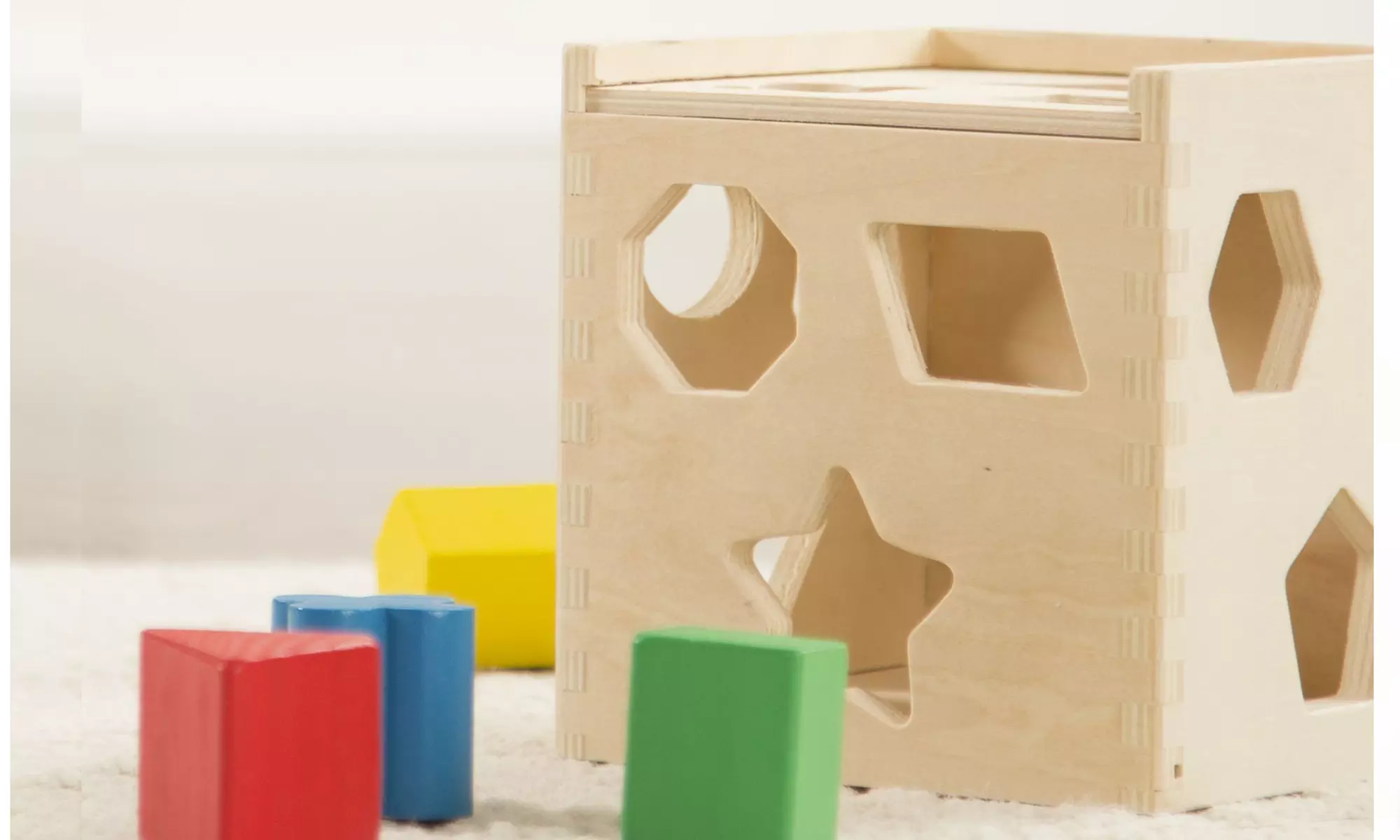 Melissa & Doug Shape Sorting Cube - Classic Toy - Primary Image
