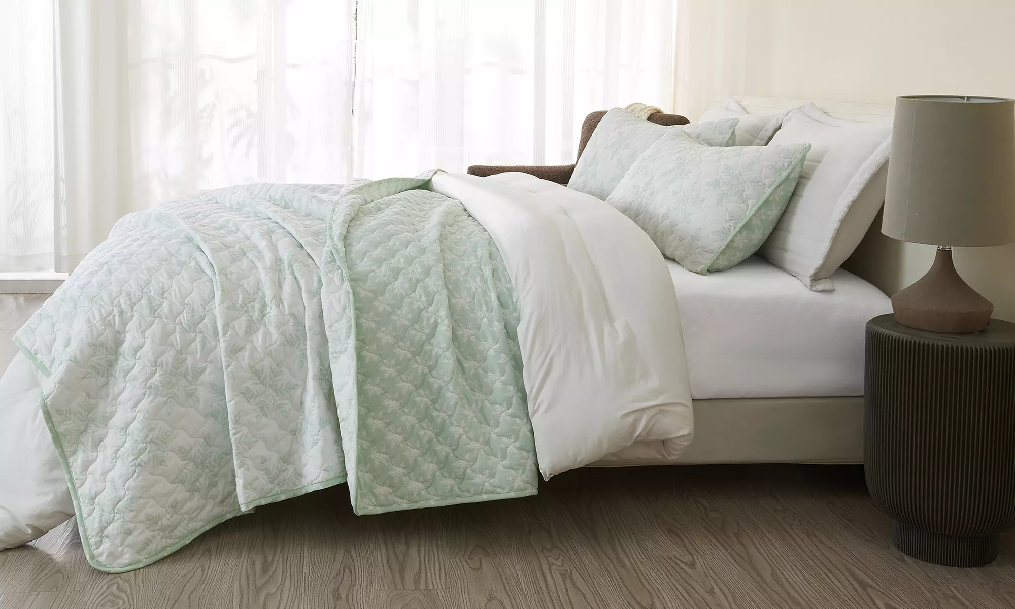 Reversible Winter Printed Quilt Set with Shams (2 or 3-Piece)