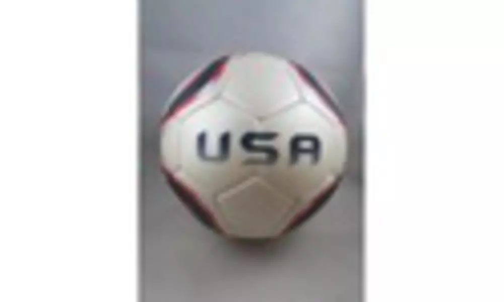 ICON SPORTS USA Regulation Soccer Ball Size 5 - Second Medium