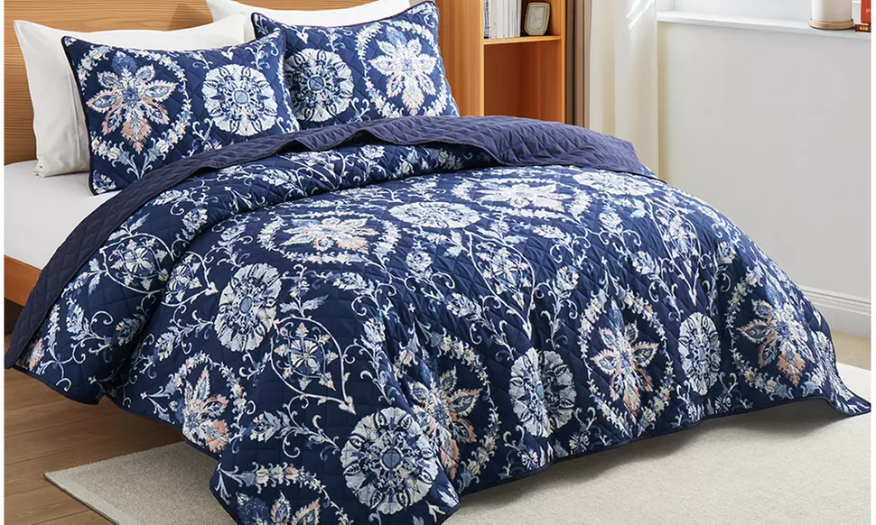 Peace Nest Soft Reversible Print Quilted Coverlet Set