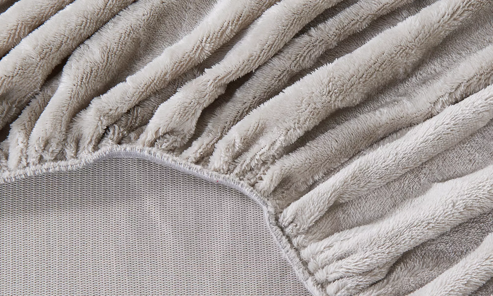 FreshFolds Ultra Soft Velvet Plush Fitted Sheet