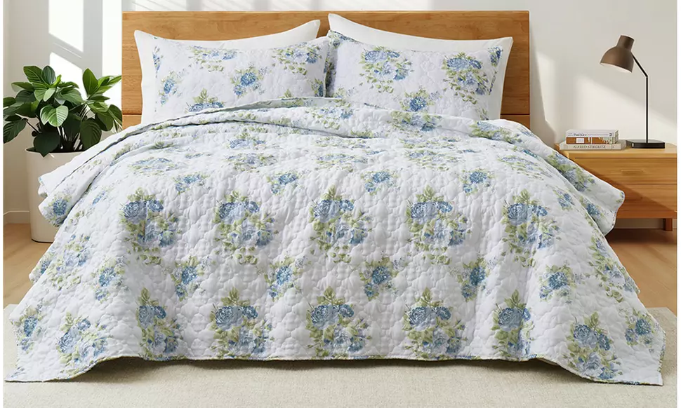 Peace Nest Soft Reversible Print Quilted Coverlet Set