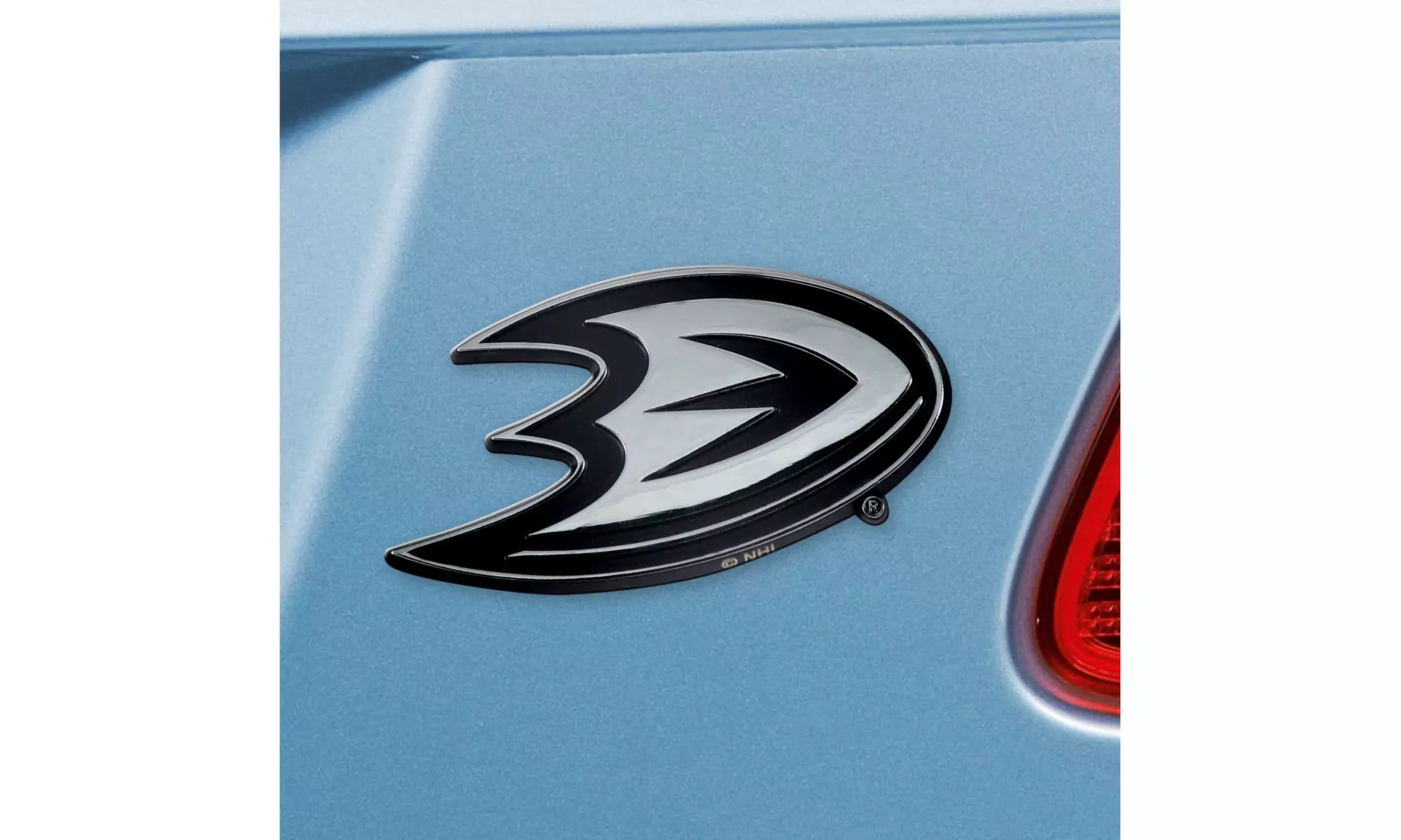 Fanmats NHL 3D Metal Chrome Emblem - Primary Image