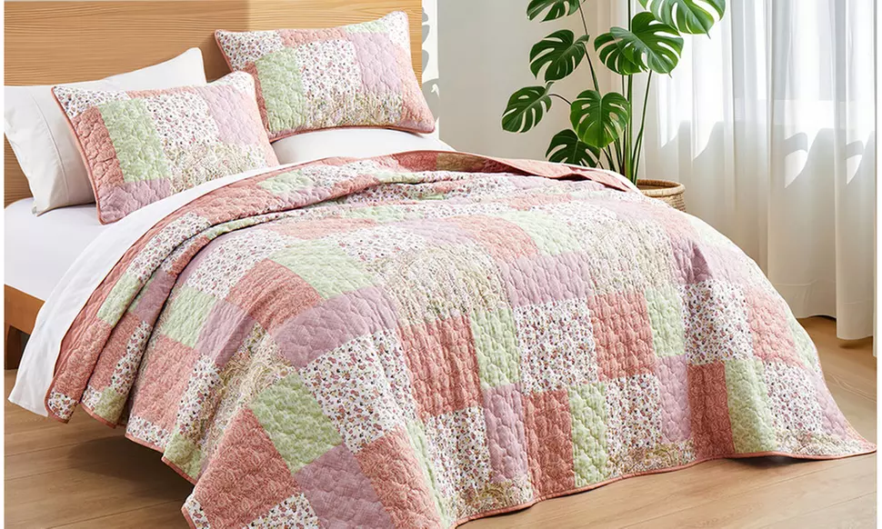Peace Nest Soft Reversible Print Quilted Coverlet Set