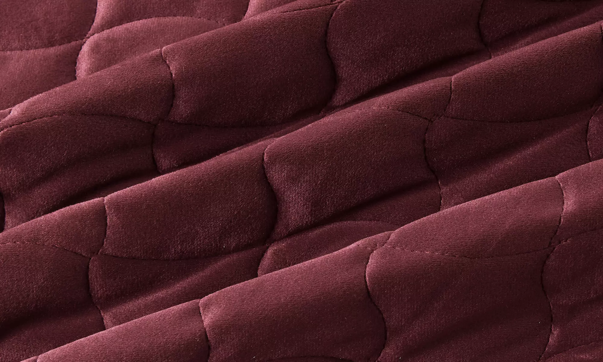 FreshFolds Luxury Velvet Stitched Quilt Set