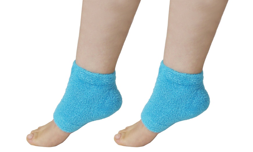 Image 1: Ideal Gel Heel Spa Booties Infused To Heal Dry / Cracked skin