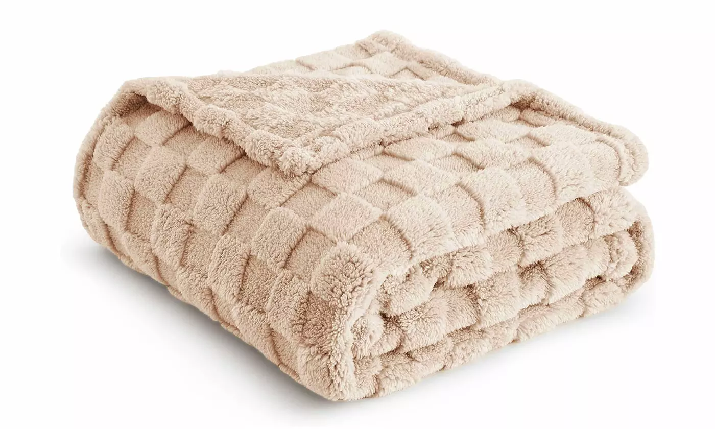 ItBelongs2U 59" Soft Cozy Fleece 3D Checkered Throw Blanket for Couch Warmer