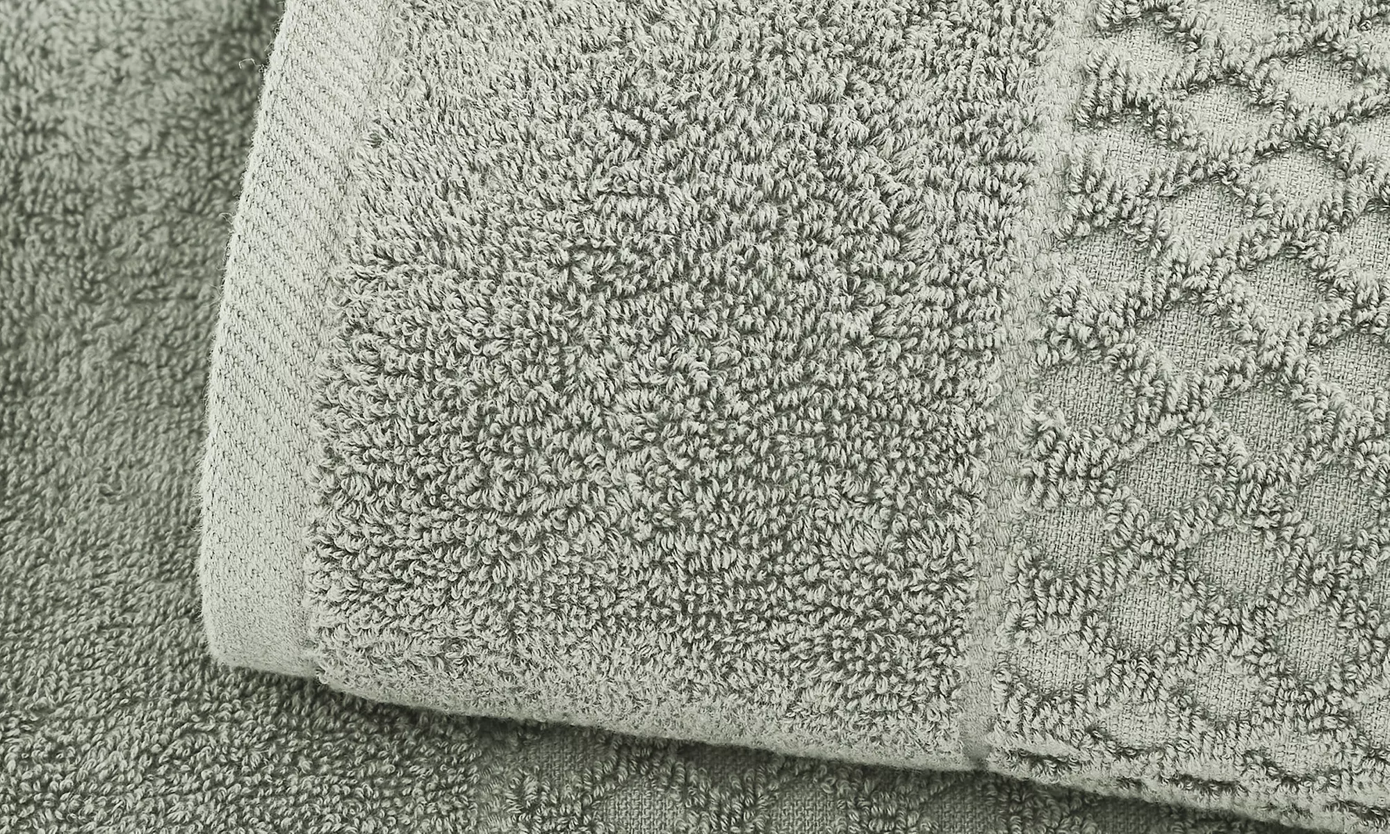 Ultra-Soft 100% Cotton Diamond Waffle Bath Towels