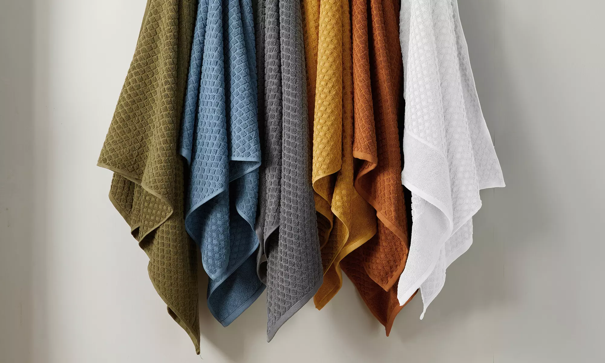 Ultra-Soft 100% Cotton Diamond Waffle Bath Towels