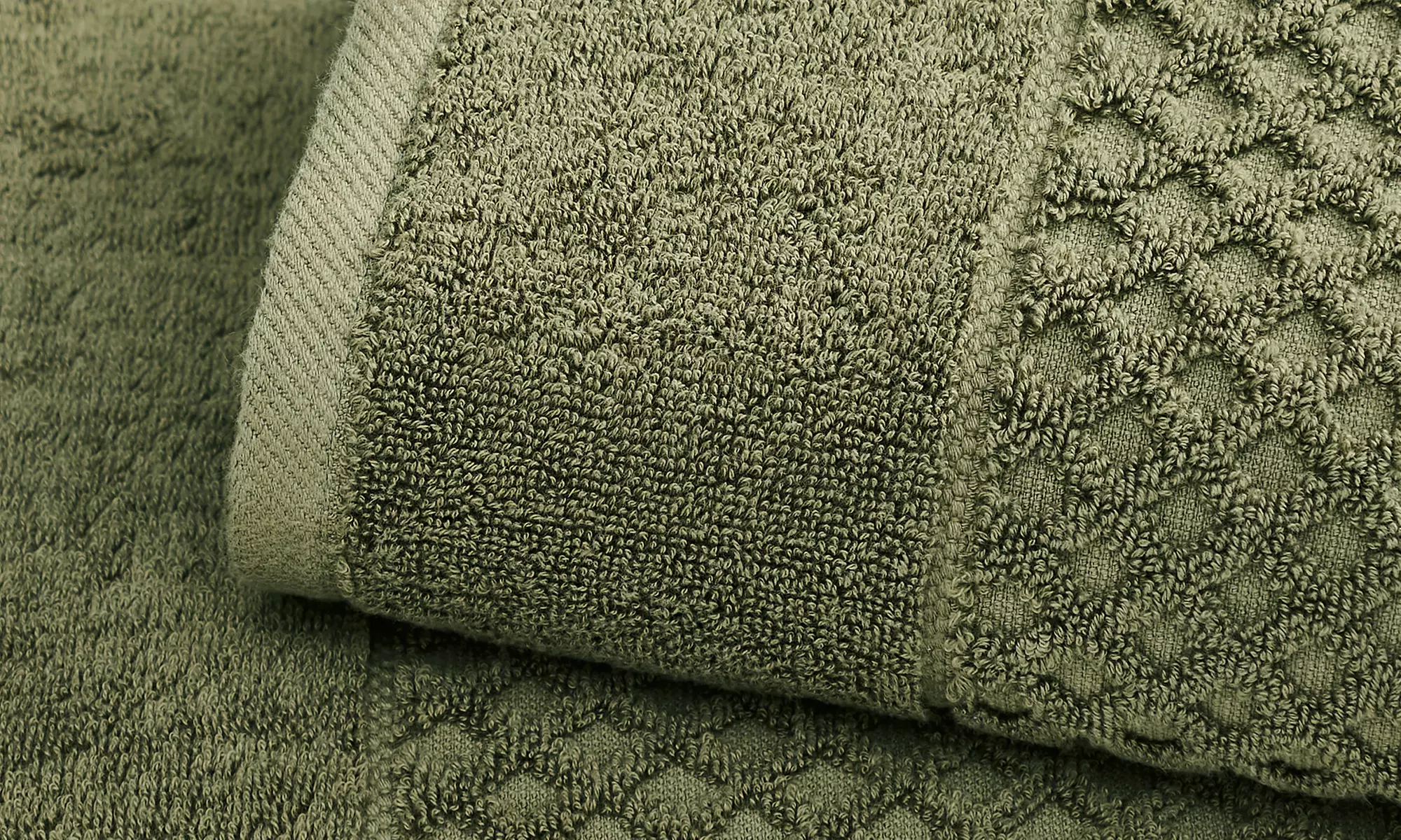 Ultra-Soft 100% Cotton Diamond Waffle Bath Towels