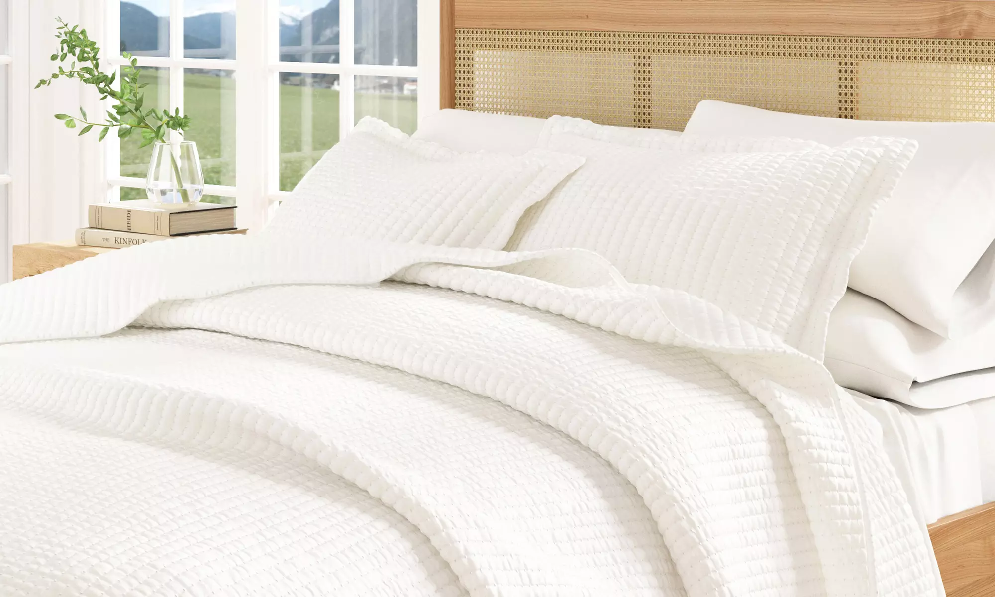 Premium Solid Quilt Set (2- or 3-Piece)