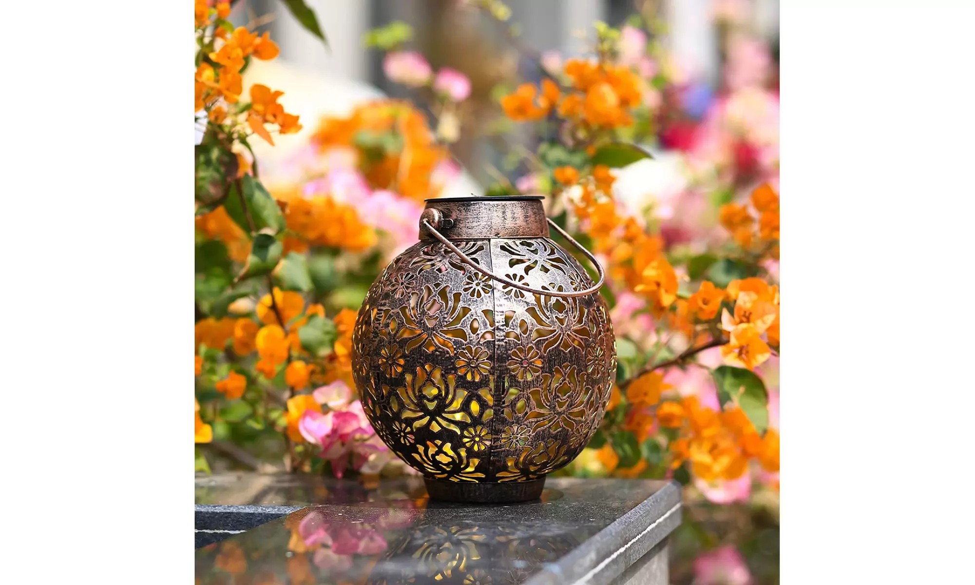 Solar Outdoor Lights Garden Lantern Retro Metal Outdoor Hanging Decorative Lamp