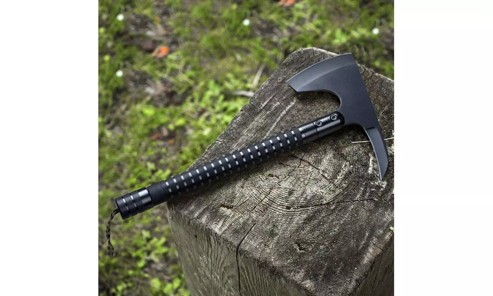 Multi-Tool Camping Axe, Portable Survival Kit Hatchet with Protective Pad - Second Medium