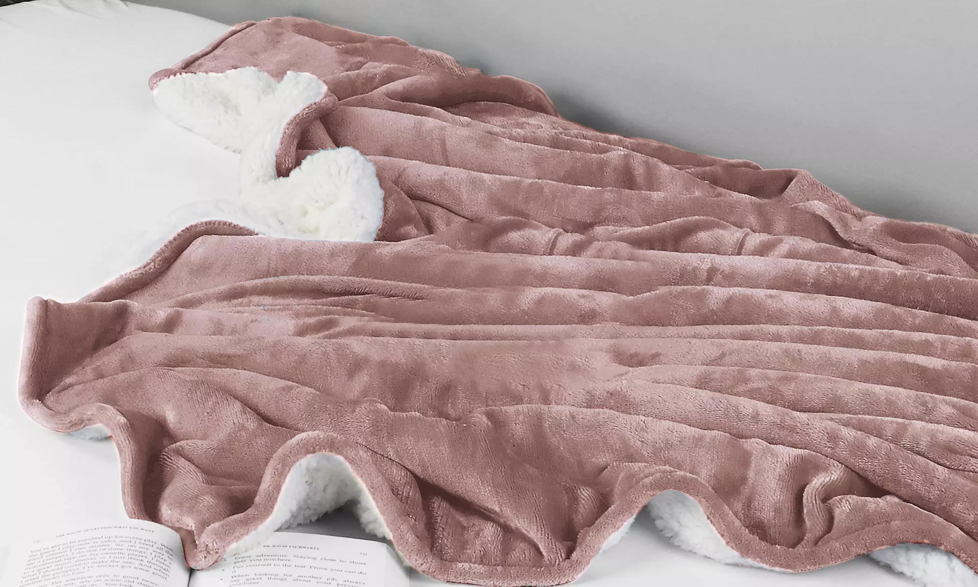 Ultra-Soft Velvet Plush Reversible Sherpa Blanket