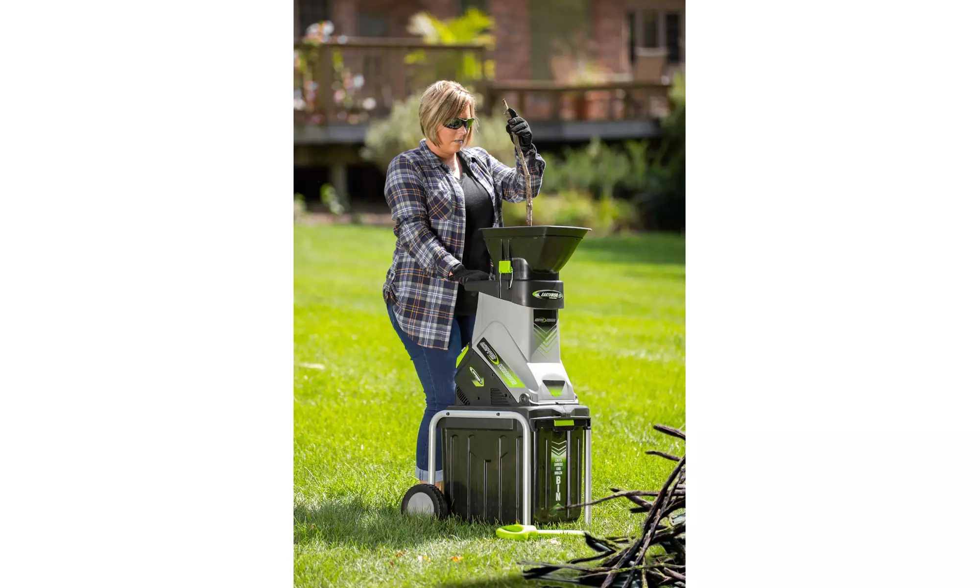 Earthwise GS70015 15-Amp Garden Corded Electric Chipper, Collection Bin - Second Medium