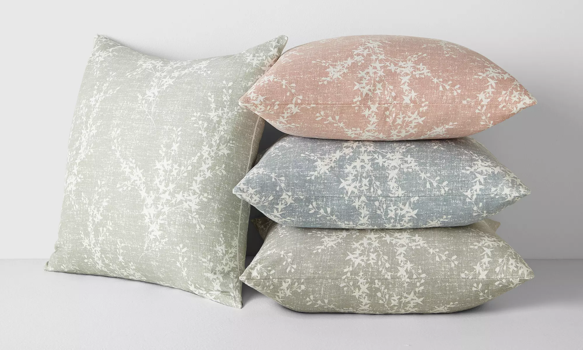 Simply Soft Elegant Paisley and Patterned Cotton Décor Throw Pillow