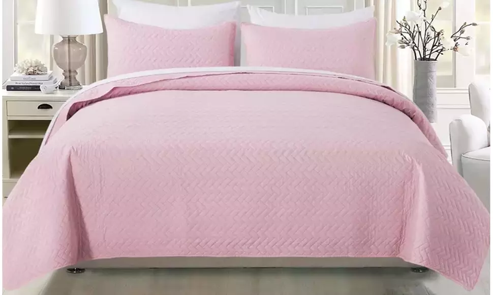 Three-Set J&V TEXTILES Simple Dream Quilt Collection - Bright Edition