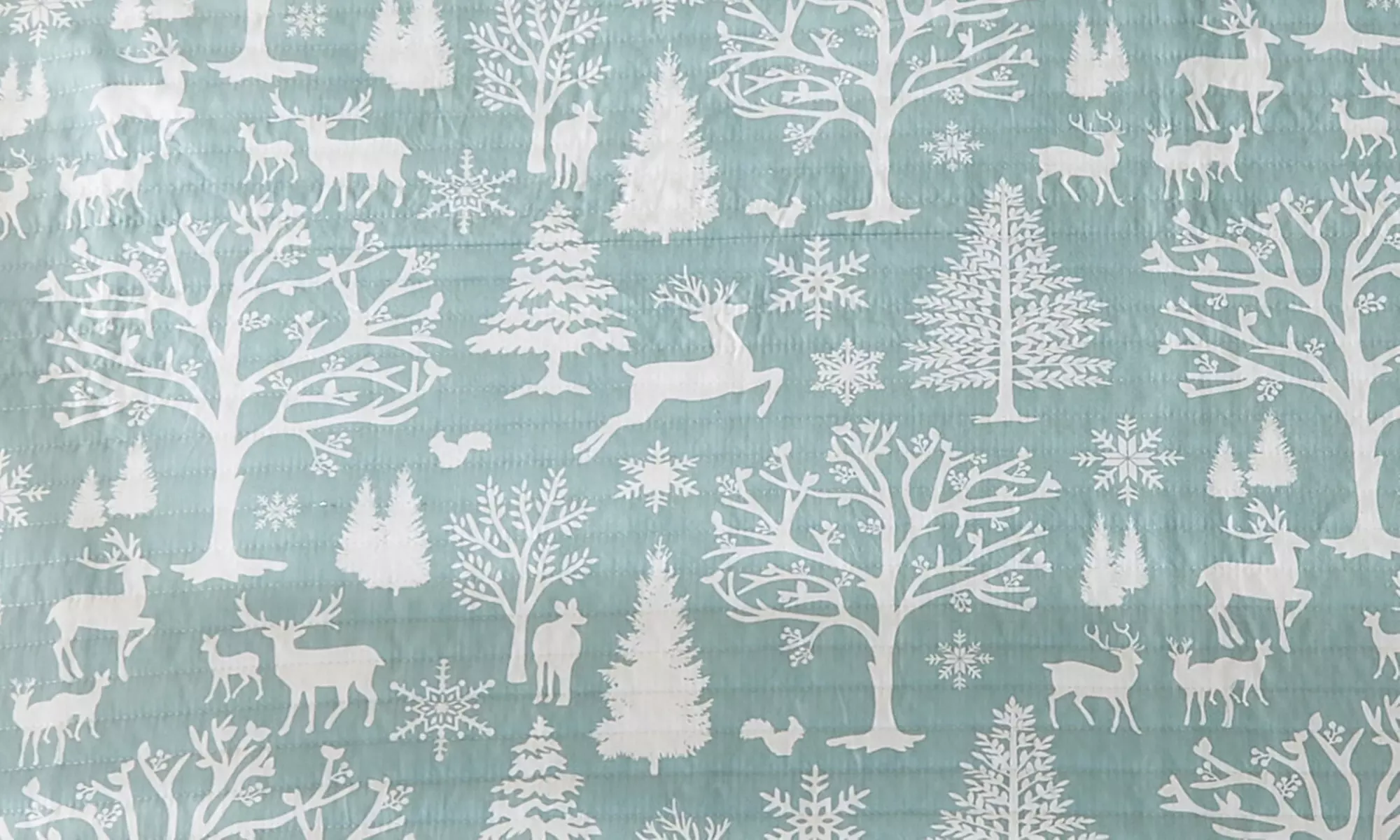 Reversible Winter Printed Quilt Set with Shams (2 or 3-Piece)