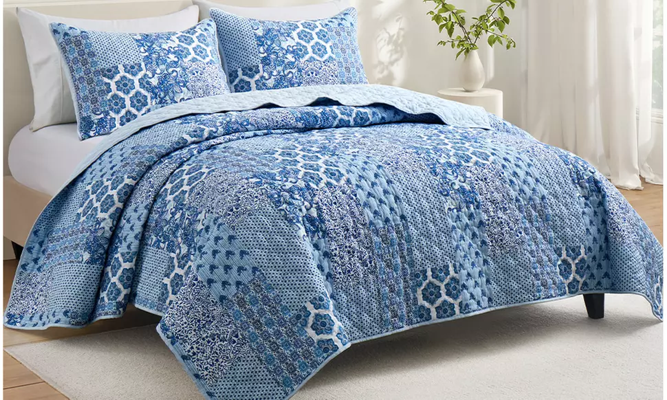 Peace Nest Soft Reversible Print Quilted Coverlet Set