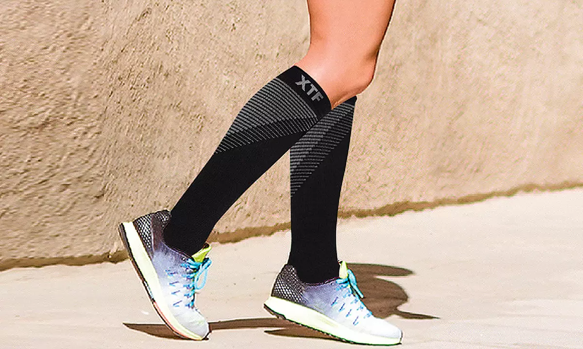 Athletic Graduated Knee-High Compression Socks (12-Pairs) - Second Medium