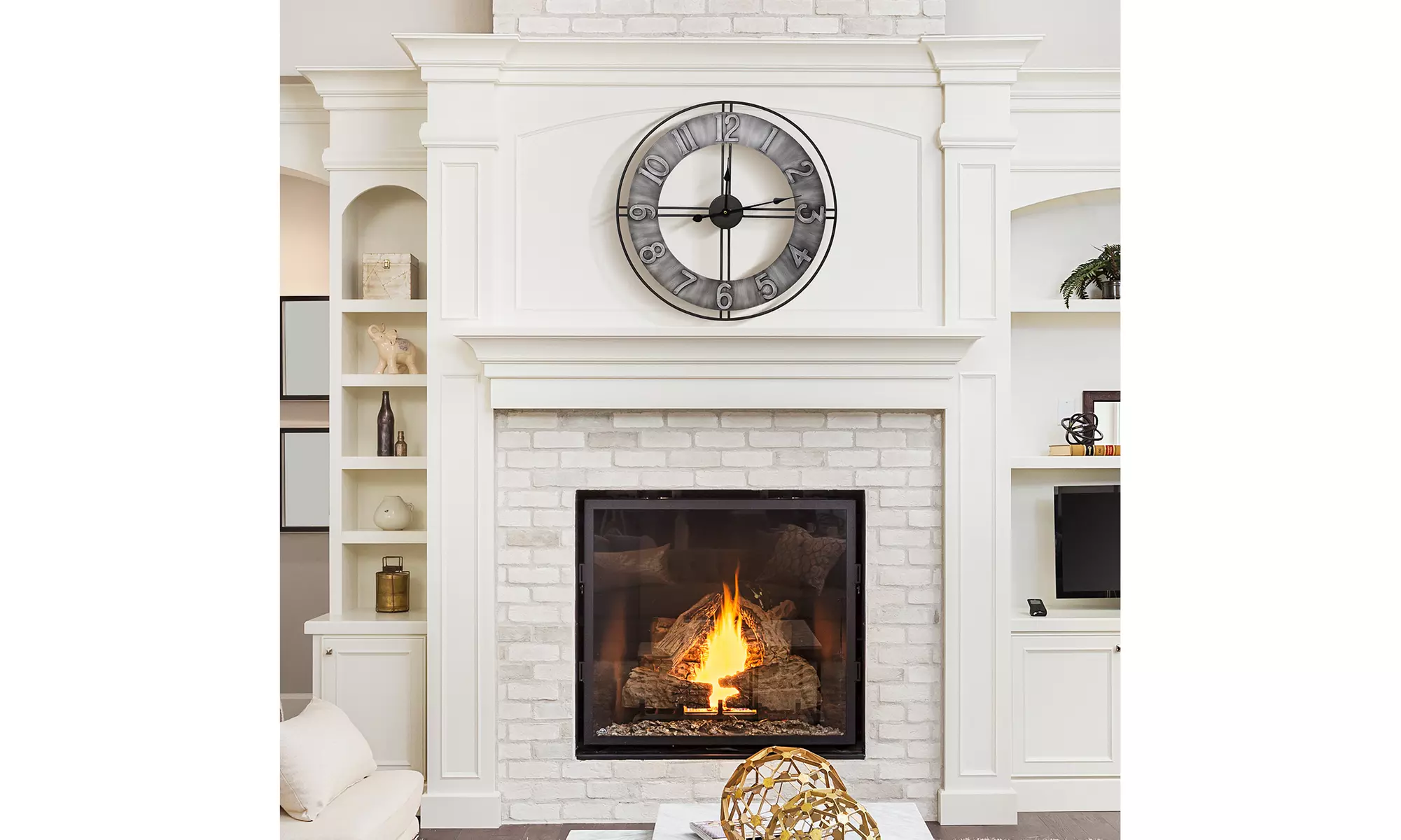 Decorative Large Gray Metal Wall Clock for Living Room Décor - Modern and Chunky