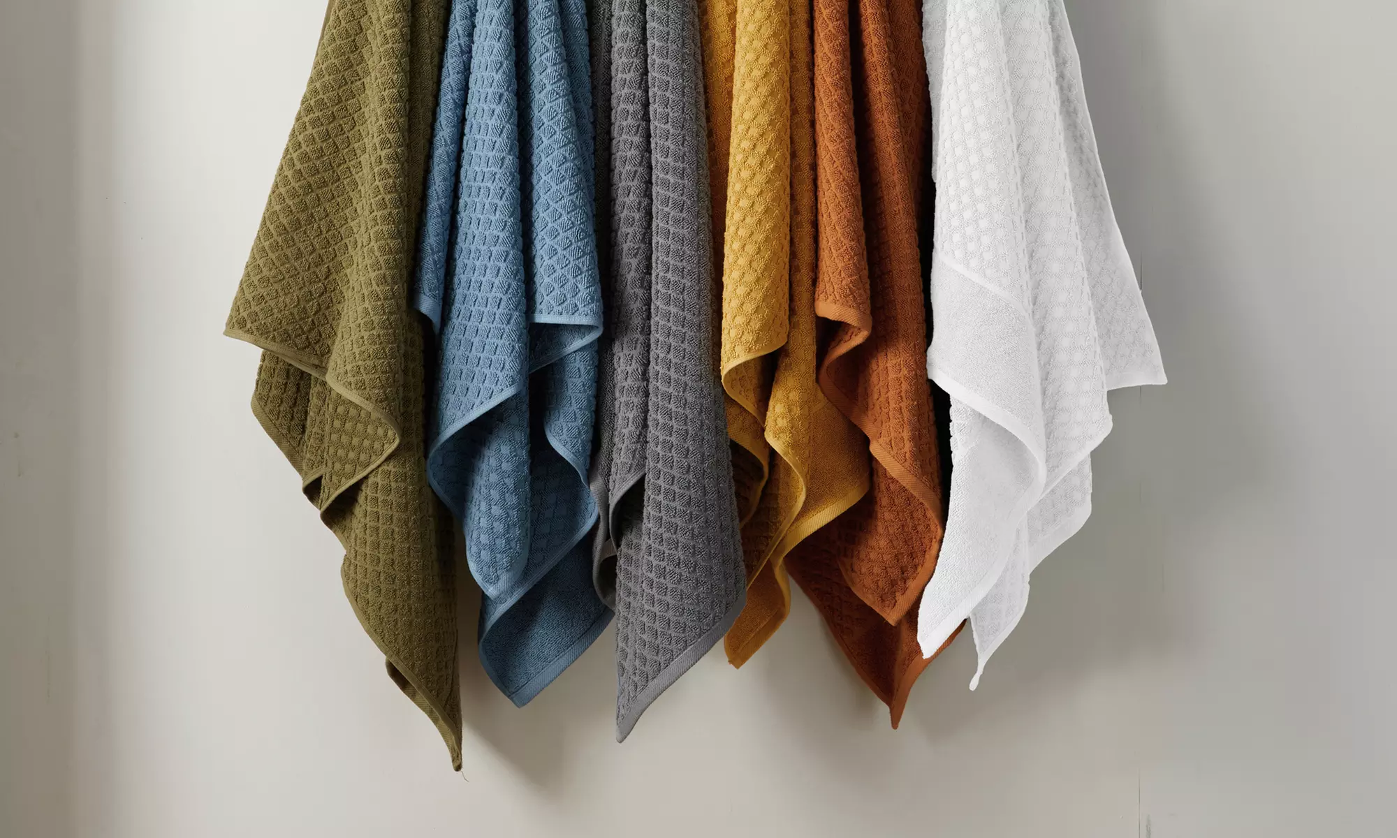 Ultra-Soft 100% Cotton Diamond Waffle Bath Towels