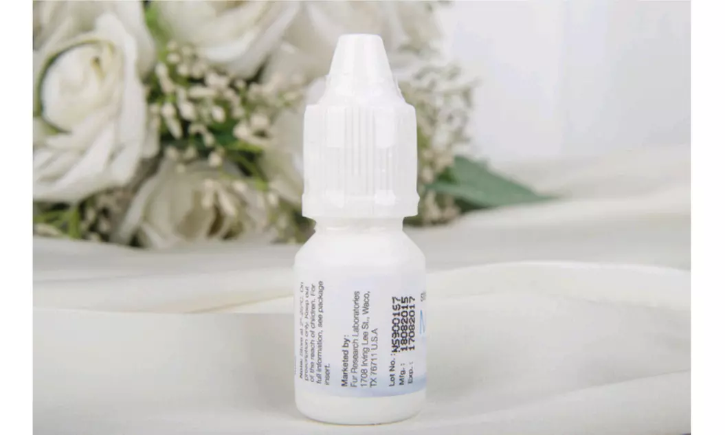 Miraclash (Generic Latisse) Eyelash Growth Serum Kit for 4 Weeks (3ml/Bottle) - Second Medium