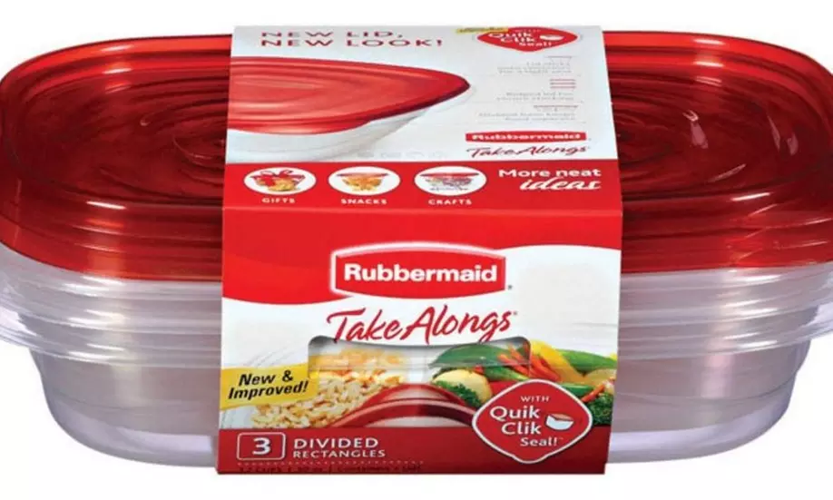 Rubbermaid 7F57-RE-TCHIL Divided Rectangle Container, 29.6 Oz., Red Lid - Primary Image