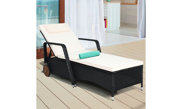 Groupon rattan online lounger