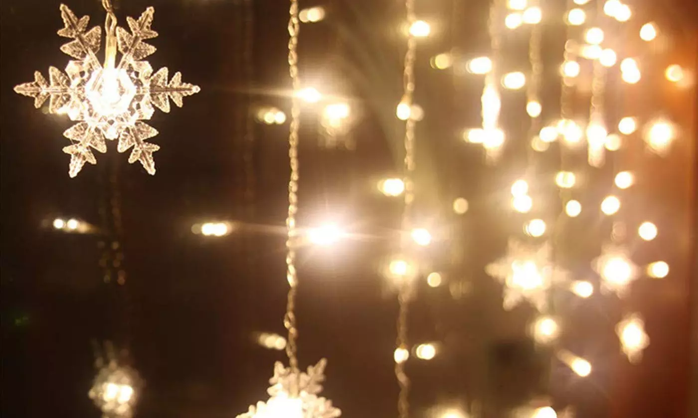 96 LED Christmas Snowflake LED Curtain String Lights Window Curtain Lights