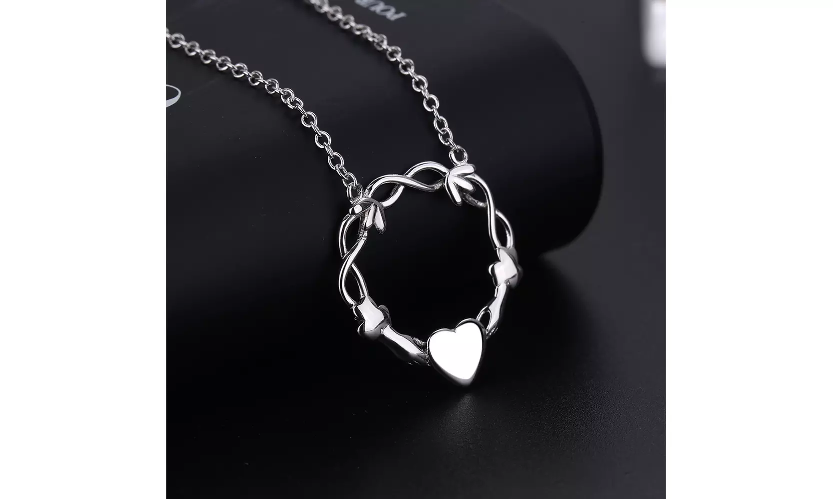 18k White Gold Infinity and Heart Pendant Necklace
