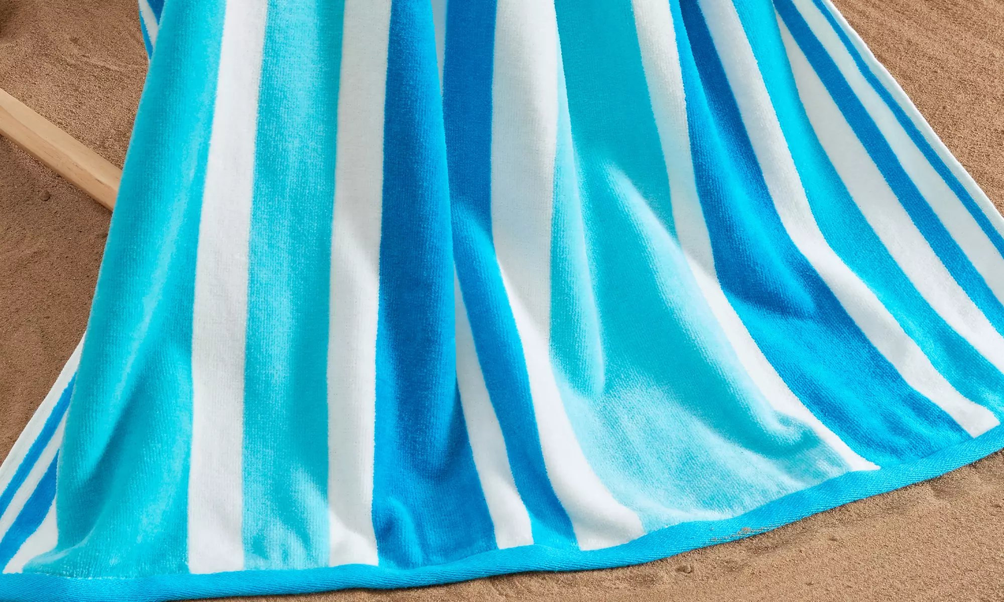 FreshFolds Four Pack Cotton Velour Beach Towels